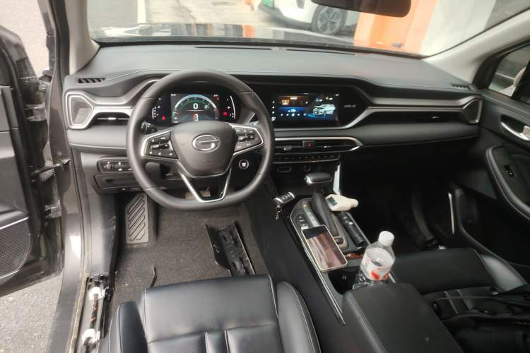 Used GAC Trumpchi GS4 2022 270T Automatic Smart Drive Navigation Edition (Upgraded Version) Center Console