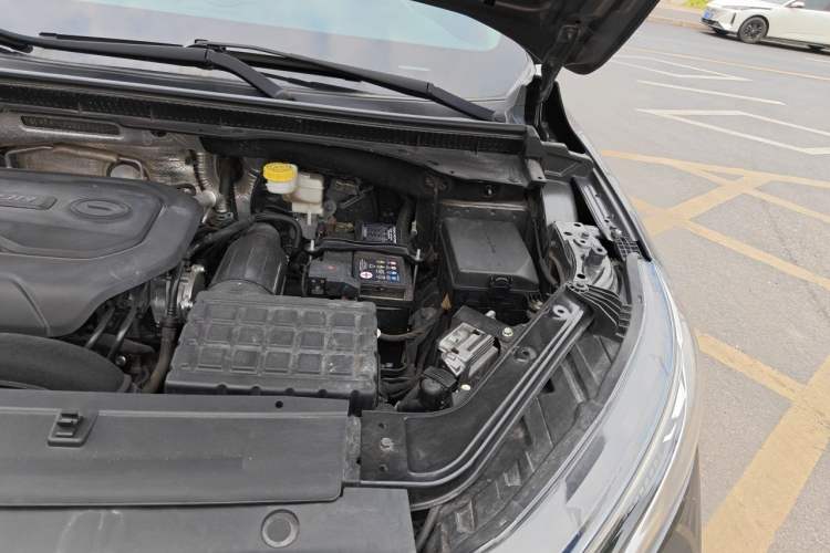 Used GAC Trumpchi GS4 2022 270T Automatic Smart Drive Technology Edition (Upgraded Version) Engine Bay Left