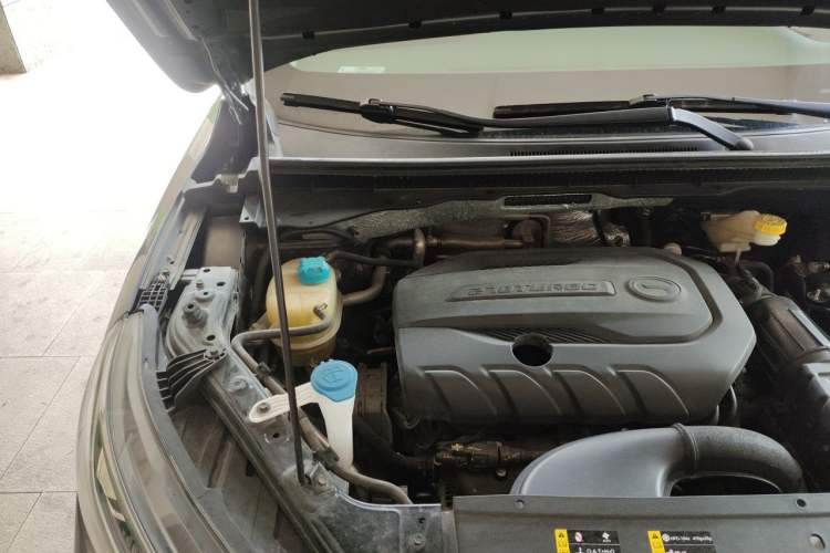 Used GAC Trumpchi GS4 2022 270T Automatic Smart Drive Navigation Edition Engine Bay Right