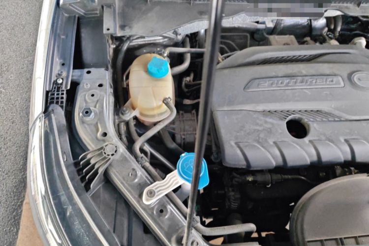 Used GAC Trumpchi GS4 2022 270T Automatic Smart Drive Technology Edition (Upgraded Version) Engine Bay Right