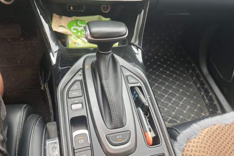 Used GAC Trumpchi GS4 2022 270T Automatic Smart Drive Technology Edition Gear Lever