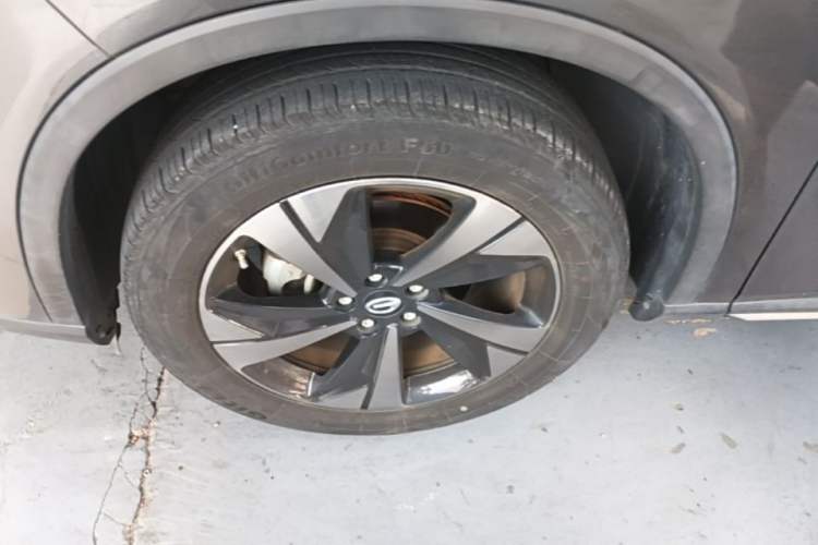 Used GAC Trumpchi GS4 2022 270T Automatic Smart Drive Technology Edition Left Front Wheel Hub