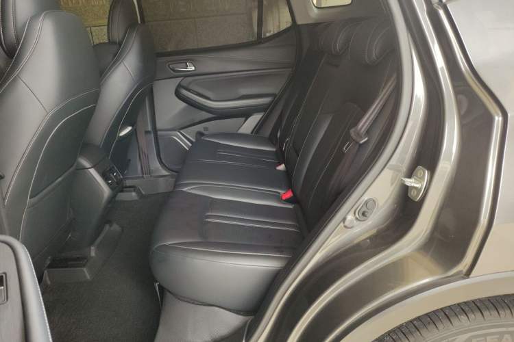 Used GAC Trumpchi GS4 2022 270T Automatic Smart Drive Navigation Edition Left Rear Seat