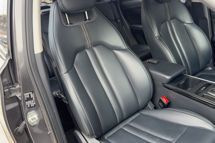 Used GAC Trumpchi GS4 2022 270T Automatic Smart Drive Technology Edition Right Front Seat