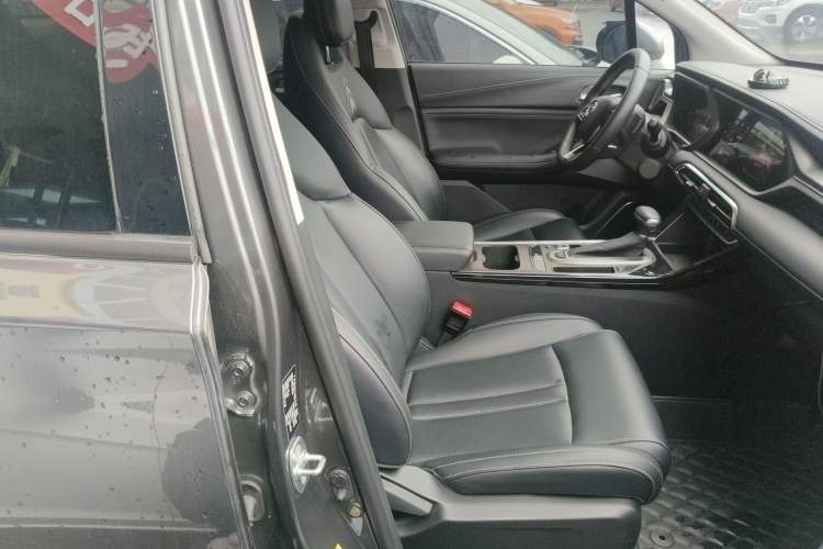 Used GAC Trumpchi GS4 2022 270T Automatic Smart Drive Technology Edition Right Front Seat