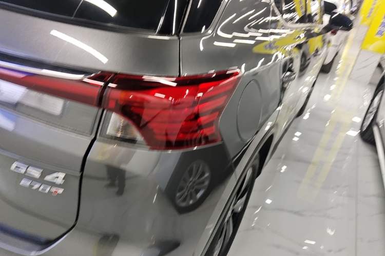 Used GAC Trumpchi GS4 2022 270T Automatic Smart Drive Technology Edition Right Rear Taillight