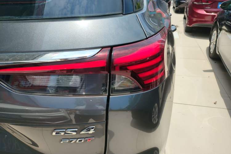 Used GAC Trumpchi GS4 2022 270T Automatic Smart Drive Technology Edition (Upgraded Version) Right Rear Taillight