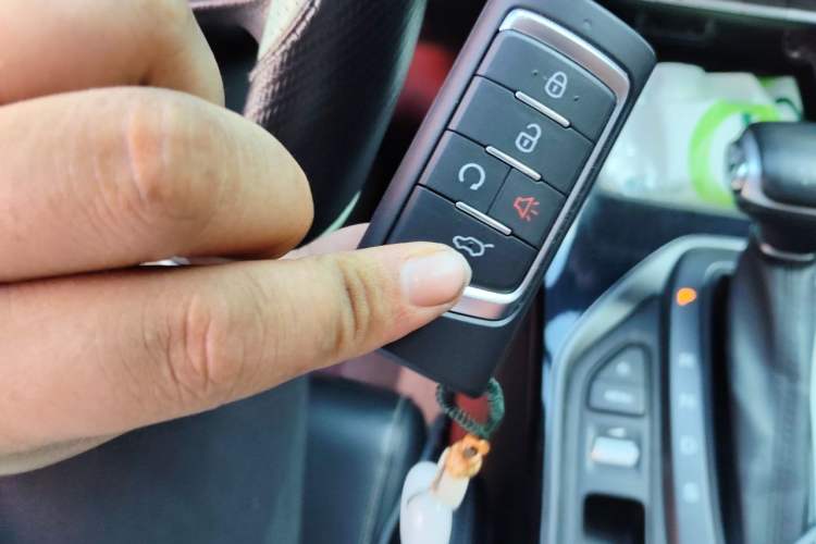 Used GAC Trumpchi GS4 2022 270T Automatic Smart Drive Navigation Edition Vehicle Key