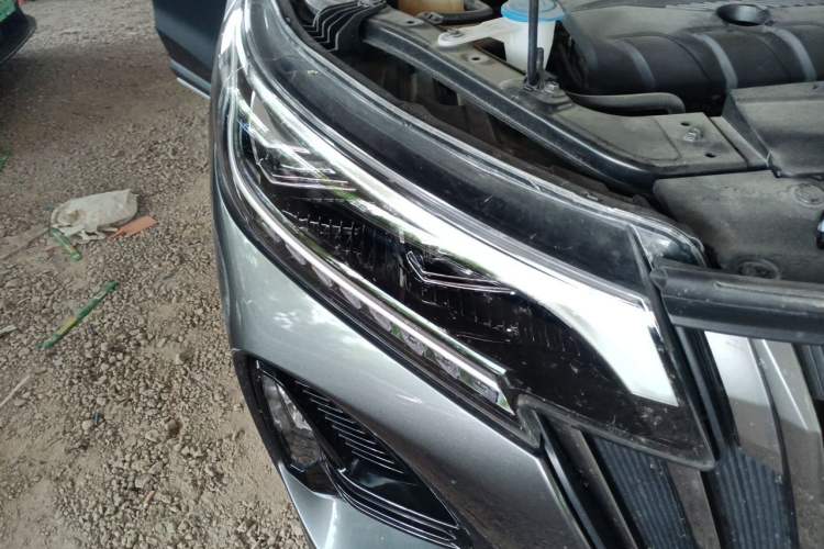 Used GAC Trumpchi GS4 2022 270T Automatic Smart Drive Technology Edition Right Front Headlight