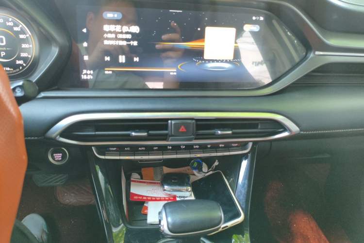 Used GAC Trumpchi GS4 2022 270T Automatic Smart Drive Technology Edition Audio And AC Panel
