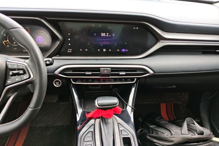 Used GAC Trumpchi GS4 2022 270T Automatic Smart Drive Technology Edition Audio And AC Panel
