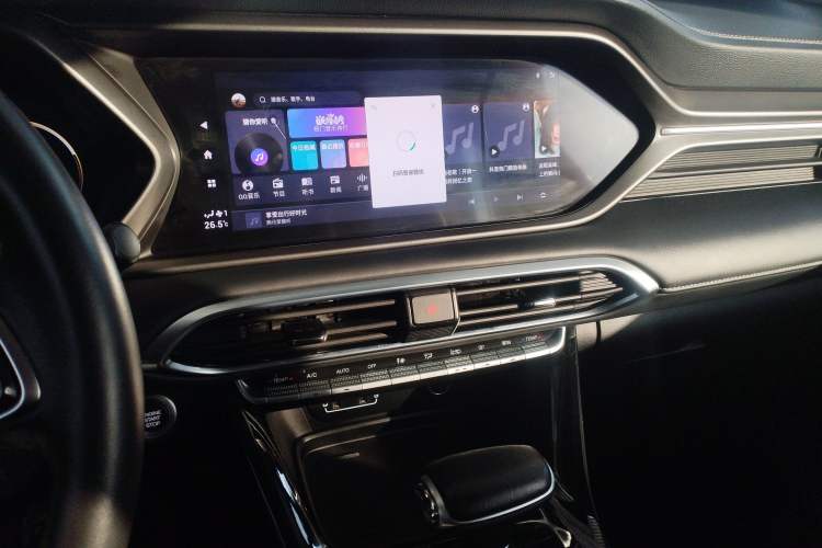 Used GAC Trumpchi GS4 2022 270T Automatic Smart Drive Technology Edition Audio And AC Panel