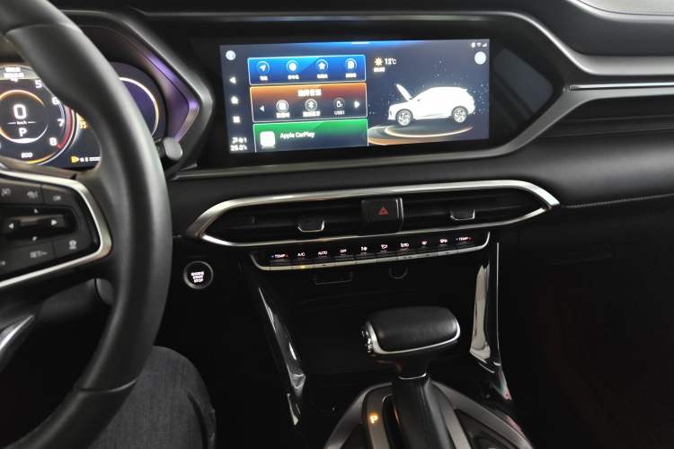 Used GAC Trumpchi GS4 2022 270T Automatic Smart Drive Technology Edition (Upgraded Version) Audio And AC Panel