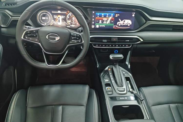 Used GAC Trumpchi GS4 2022 270T Automatic Smart Drive Technology Edition Center Console