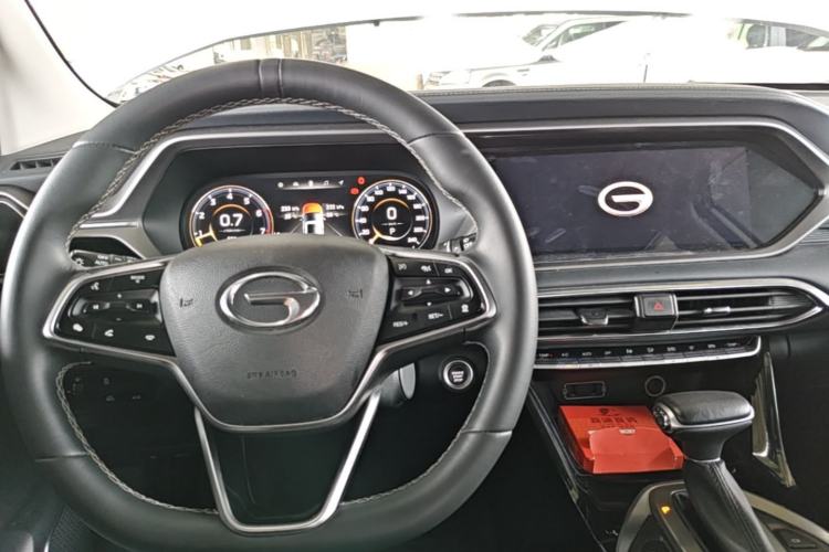 Used GAC Trumpchi GS4 2022 270T Automatic Smart Drive Navigation Edition (Upgraded Version) Center Console