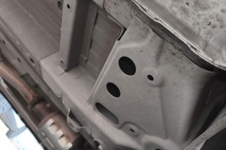 Used GAC Trumpchi GS4 2022 270T Automatic Smart Drive Technology Edition Chassis Front Right