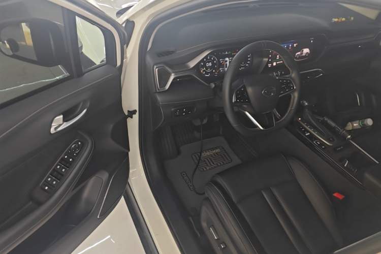 Used GAC Trumpchi GS4 2022 270T Automatic Smart Drive Technology Edition (Upgraded Version) Driver Seat