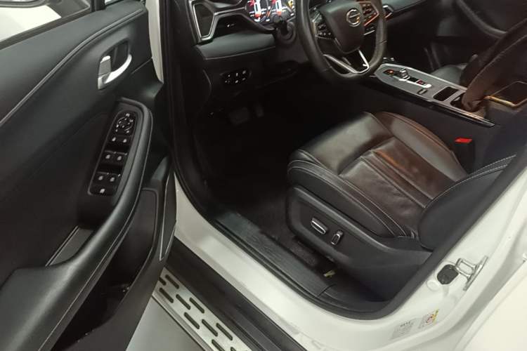 Used GAC Trumpchi GS4 2022 270T Automatic Smart Drive Technology Edition (Upgraded Version) Driver Seat