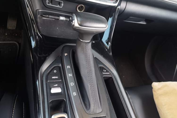 Used GAC Trumpchi GS4 2022 270T Automatic Smart Drive Technology Edition Gear Lever