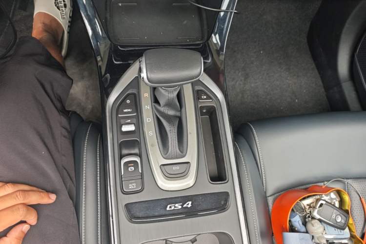 Used GAC Trumpchi GS4 2022 270T Automatic Smart Drive Navigation Edition (Upgraded Version) Gear Lever