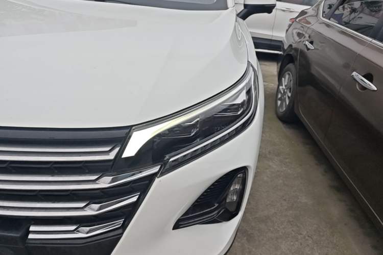 Used GAC Trumpchi GS4 2022 270T Automatic Smart Drive Technology Edition Left Front Headlight