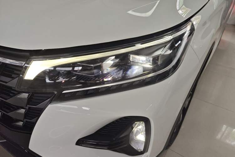 Used GAC Trumpchi GS4 2022 270T Automatic Smart Drive Technology Edition (Upgraded Version) Left Front Headlight