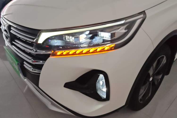 Used GAC Trumpchi GS4 2022 270T Automatic Smart Drive Flagship Edition Left Front Headlight