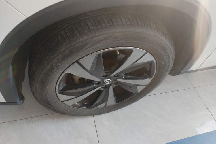 Used GAC Trumpchi GS4 2022 270T Automatic Smart Drive Technology Edition Left Front Wheel Hub