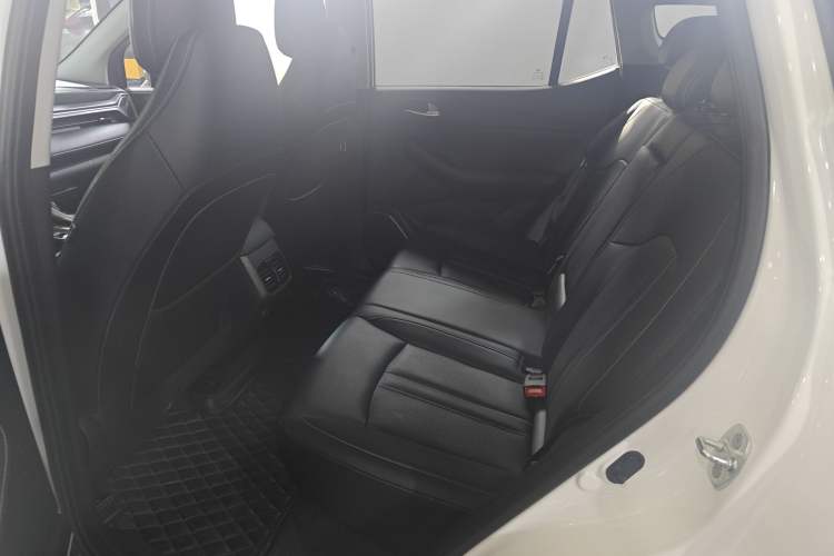 Used GAC Trumpchi GS4 2022 270T Automatic Smart Drive Navigation Edition (Upgraded Version) Left Rear Seat