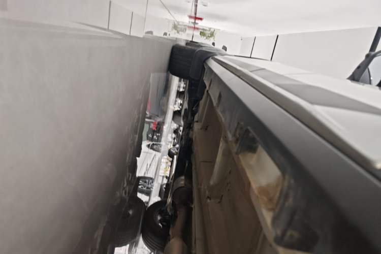 Used GAC Trumpchi GS4 2022 270T Automatic Smart Drive Flagship Edition Left Side Sill