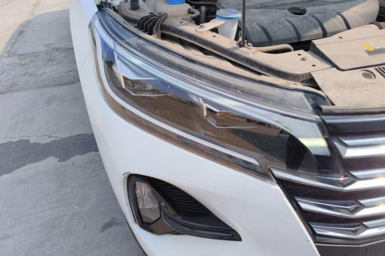 Used GAC Trumpchi GS4 2022 270T Automatic Smart Drive Technology Edition Right Front Headlight