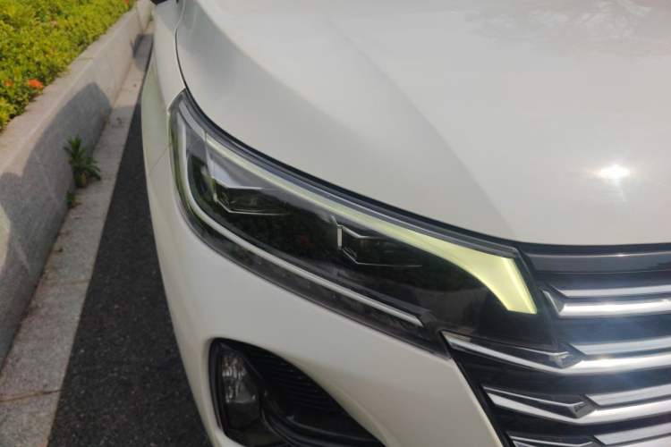 Used GAC Trumpchi GS4 2022 270T Automatic Smart Drive Technology Edition Right Front Headlight