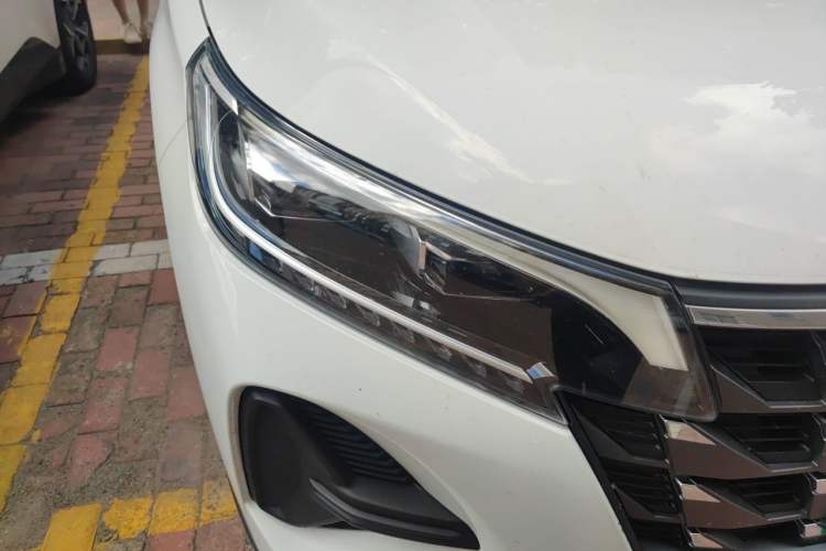 Used GAC Trumpchi GS4 2022 270T Automatic Smart Drive Navigation Edition (Upgraded Version) Right Front Headlight