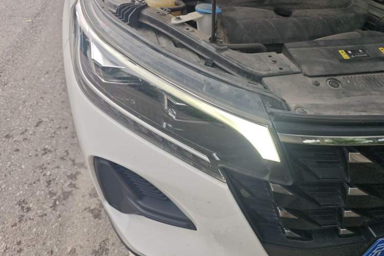 Used GAC Trumpchi GS4 2022 270T Automatic Smart Drive Navigation Edition Right Front Headlight