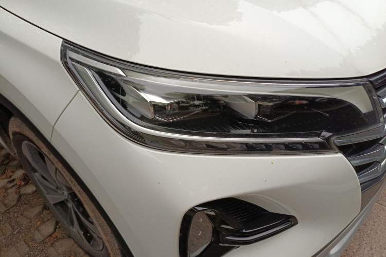 Used GAC Trumpchi GS4 2022 270T Automatic Smart Drive Technology Edition Right Front Headlight