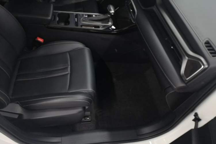 Used GAC Trumpchi GS4 2022 270T Automatic Smart Drive Flagship Edition Right Front Seat