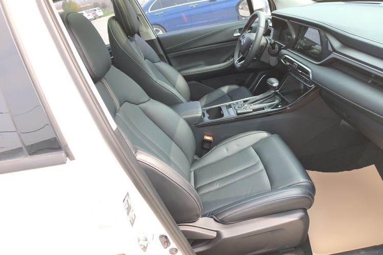 Used GAC Trumpchi GS4 2022 270T Automatic Smart Drive Technology Edition Right Front Seat