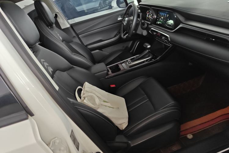 Used GAC Trumpchi GS4 2022 270T Automatic Smart Drive Technology Edition (Upgraded Version) Right Front Seat