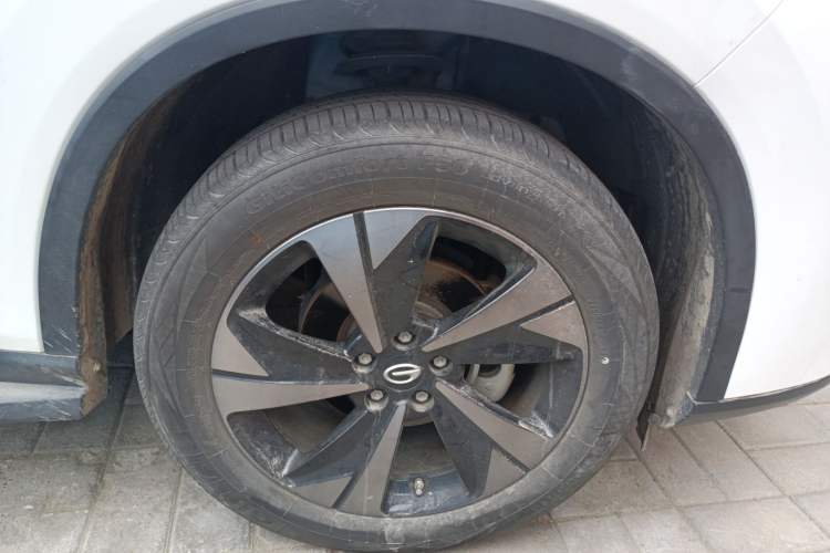 Used GAC Trumpchi GS4 2022 270T Automatic Smart Drive Technology Edition Right Front Wheel Hub