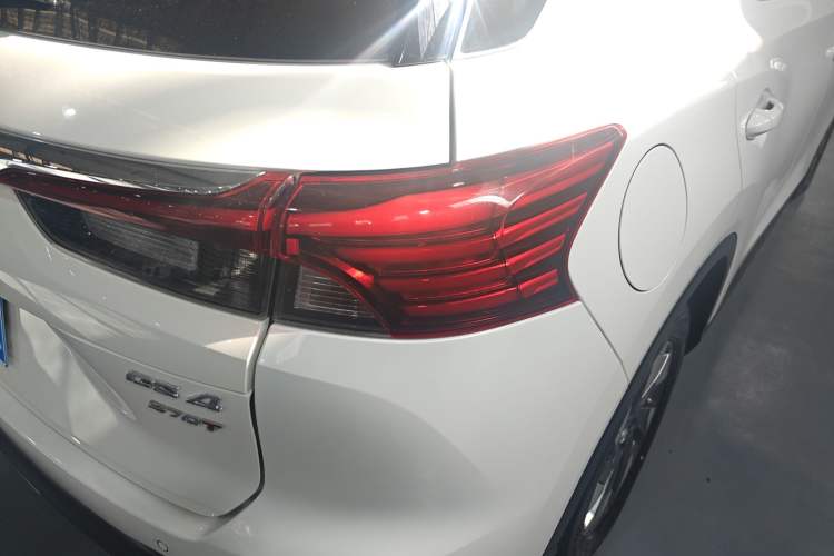 Used GAC Trumpchi GS4 2022 270T Automatic Smart Drive Navigation Edition (Upgraded Version) Right Rear Taillight