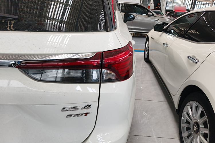 Used GAC Trumpchi GS4 2022 270T Automatic Smart Drive Flagship Edition Right Rear Taillight