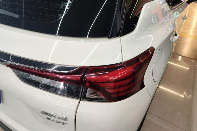 Used GAC Trumpchi GS4 2022 270T Automatic Smart Drive Flagship Edition Right Rear Taillight