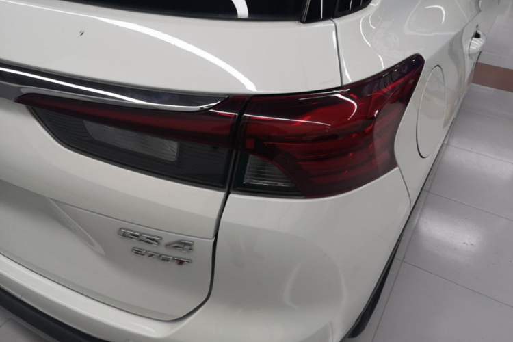 Used GAC Trumpchi GS4 2022 270T Automatic Smart Drive Flagship Edition Right Rear Taillight