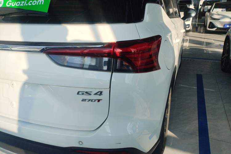 Used GAC Trumpchi GS4 2022 270T Automatic Smart Drive Technology Edition Right Rear Taillight
