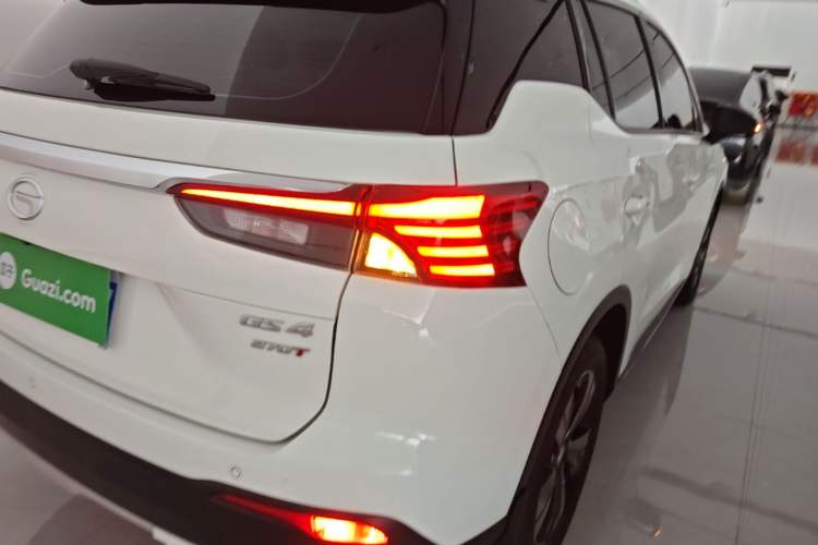 Used GAC Trumpchi GS4 2022 270T Automatic Smart Drive Flagship Edition Right Rear Taillight