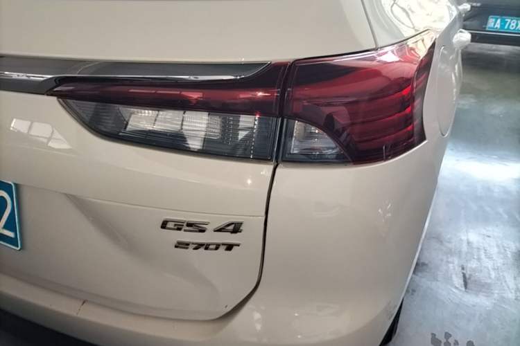 Used GAC Trumpchi GS4 2022 270T Automatic Smart Drive Technology Edition Right Rear Taillight