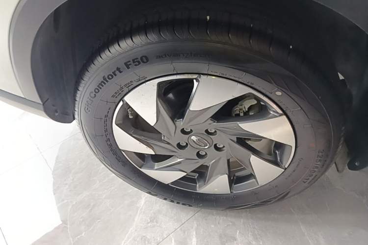 Used GAC Trumpchi GS4 2022 270T Automatic Smart Drive Navigation Edition Right Rear Wheel Hub