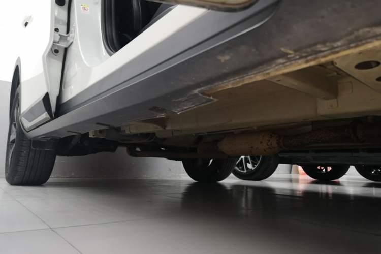 Used GAC Trumpchi GS4 2022 270T Automatic Smart Drive Flagship Edition Right Side Sill