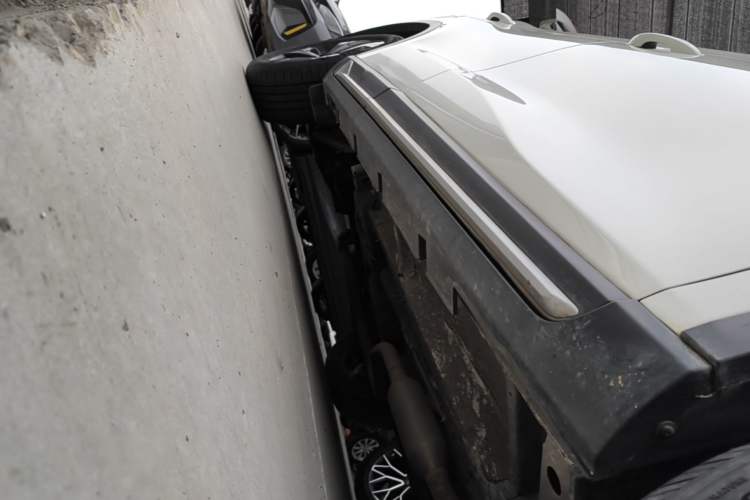 Used GAC Trumpchi GS4 2022 270T Automatic Smart Drive Technology Edition Right Side Sill