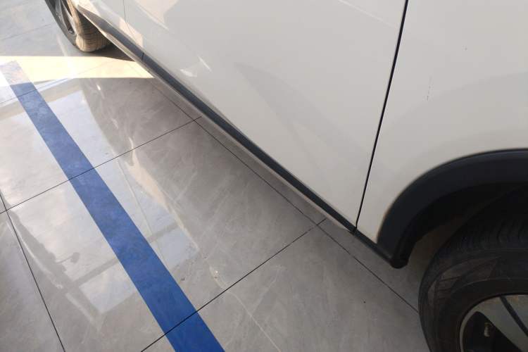 Used GAC Trumpchi GS4 2022 270T Automatic Smart Drive Technology Edition Right Side Sill